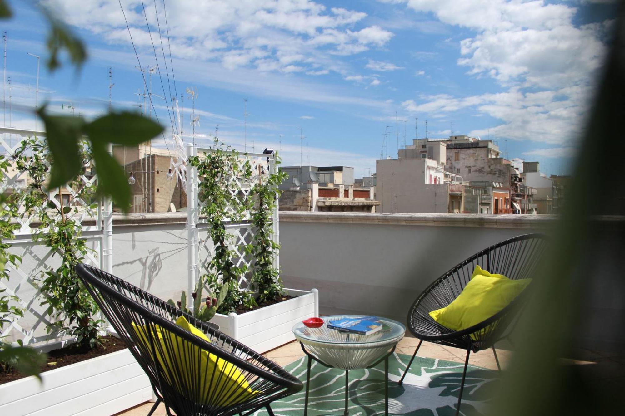 Rooftop Zahra Apartment Bari Ngoại thất bức ảnh